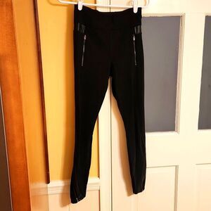Athleta Women's Black Leggings w/ Leather Detailing & Ankle Zippers Size XS